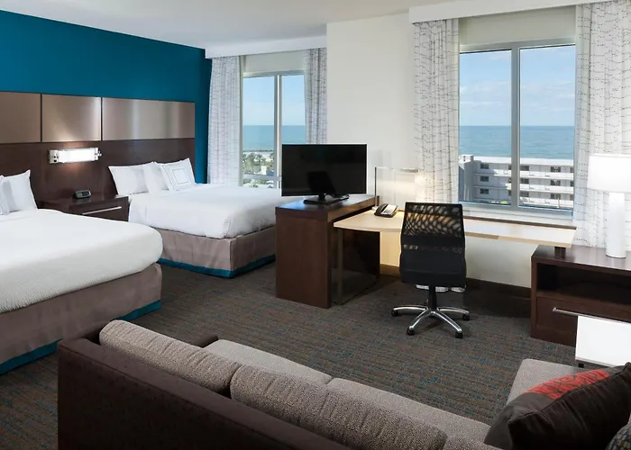 By Marriott Clearwater Hotel 3*