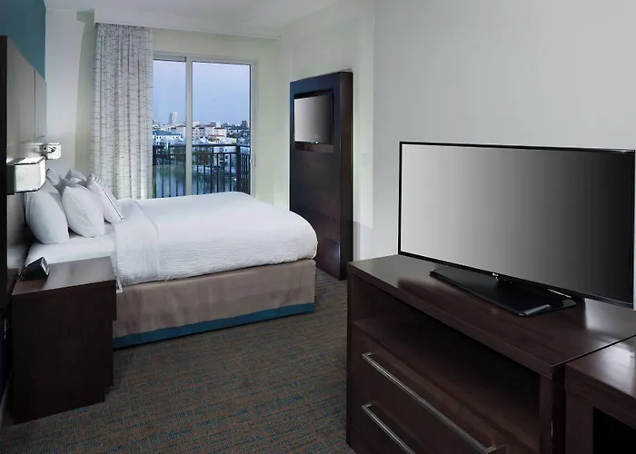 Hotel By Marriott Clearwater Clearwater Beach