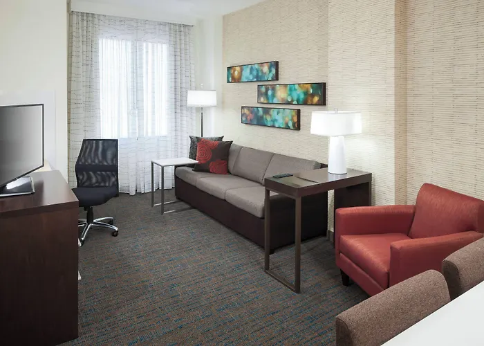 By Marriott Clearwater Hotel 3*