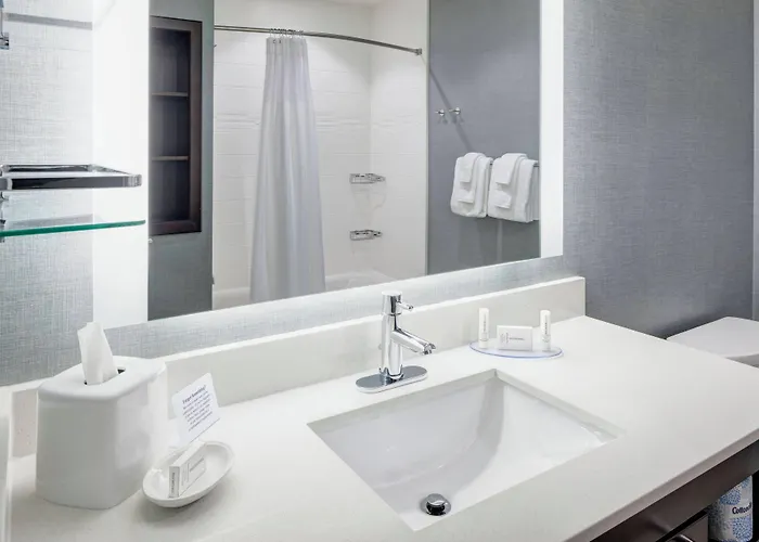 By Marriott Clearwater 3* Clearwater Beach