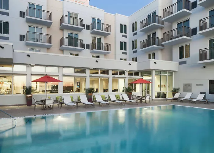 Hotel By Marriott Clearwater Clearwater Beach